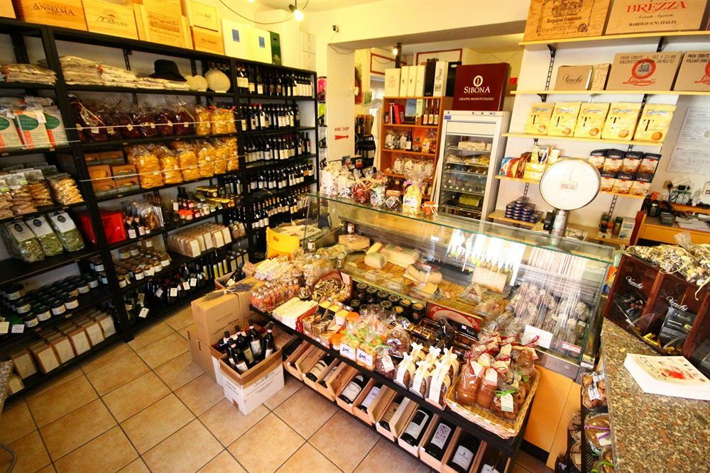 Vicolo Del Pozzo Hotel Barolo Luaran gambar