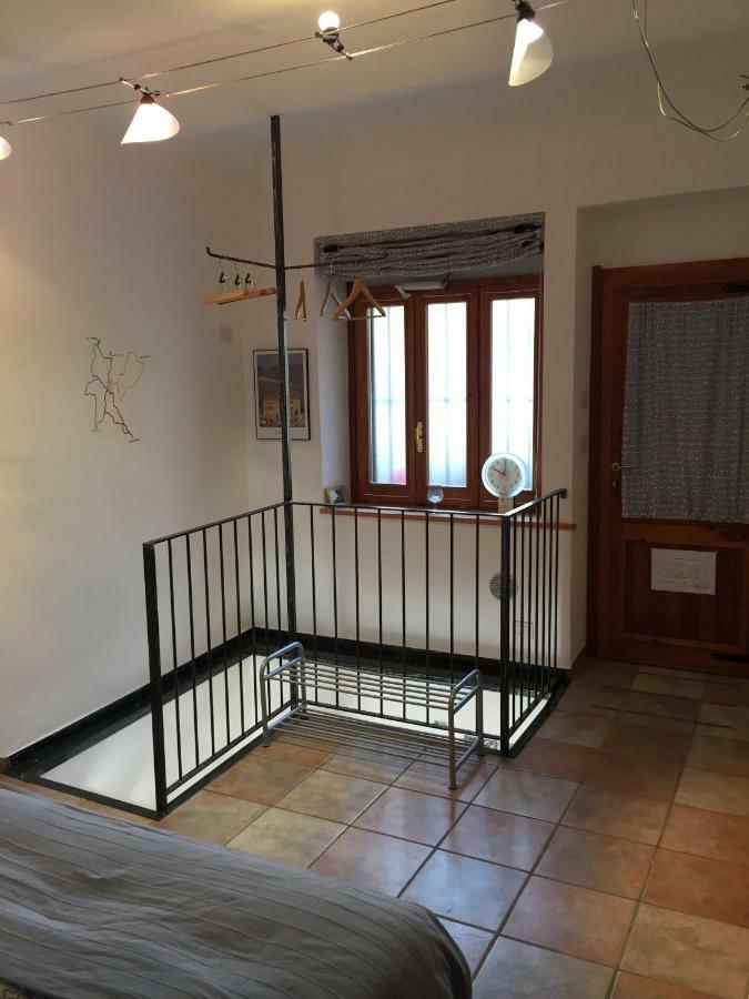 Vicolo Del Pozzo Hotel Barolo Luaran gambar