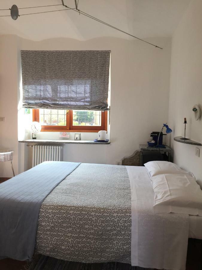 Vicolo Del Pozzo Hotel Barolo Luaran gambar